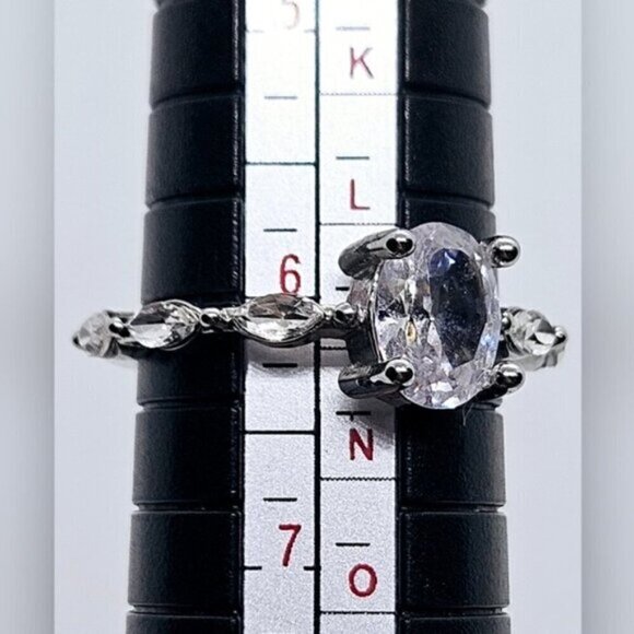 Sterling Silver Wedding Anniversary Engagement 2 Carat Oval Moissanite D… - Picture 8 of 10